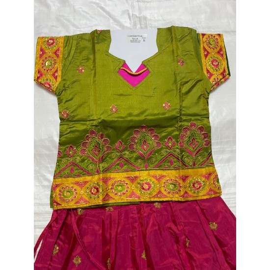  Asian Indian/Pakistani Girls Children Kids Pattu Pavadai Lahenga/Dress Sattai