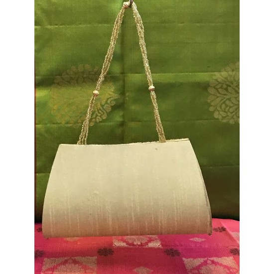 GOLD COLOUR PARTY COLLECTIONS CLUTCH PURSE 