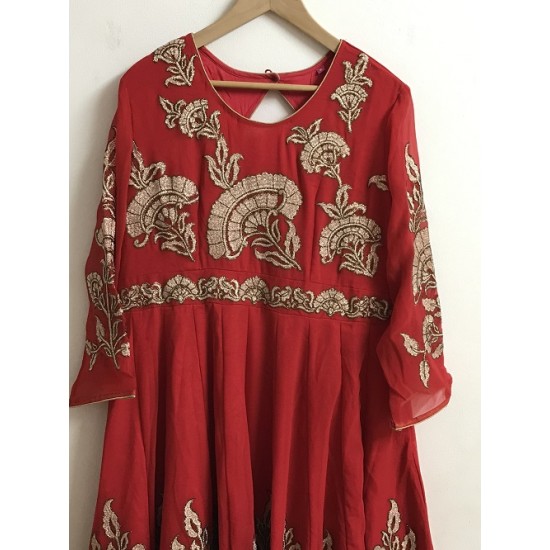 RED COLOUR GEORGETTE FLOOR LENGTH KURTHI